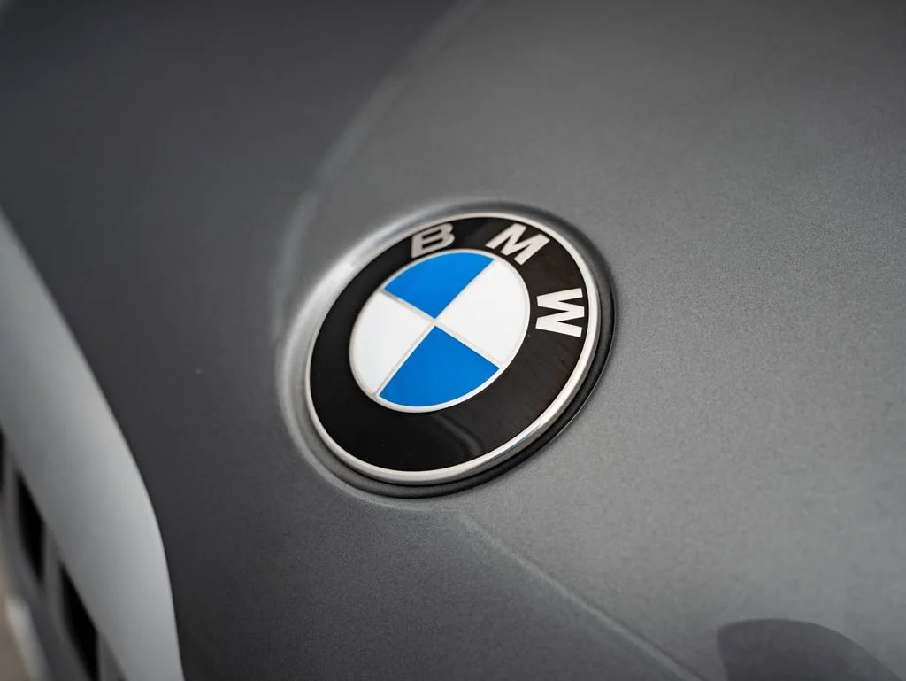 Used 2024 Skyscraper Grey Metallic BMW xDrive40i image 3