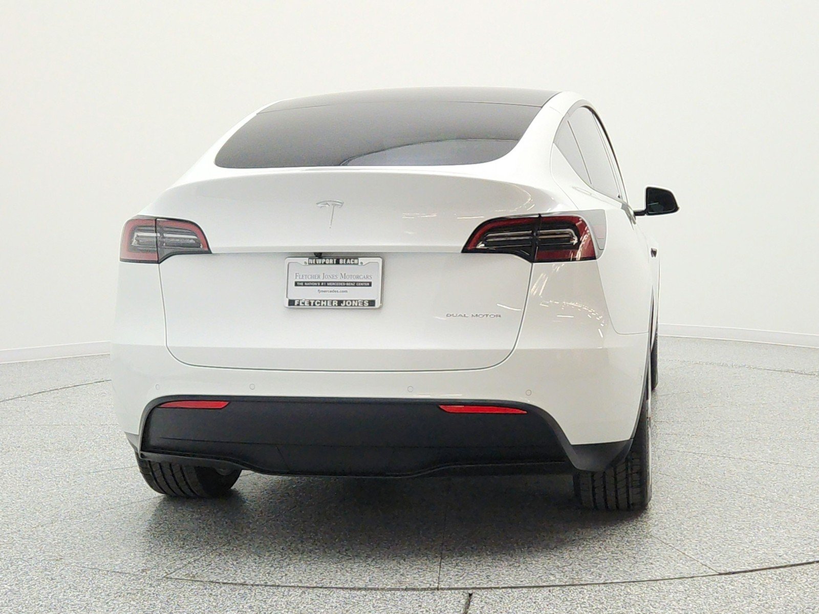 Used 2022 Pearl White Multi-Coat Tesla Long Range AWD image 6