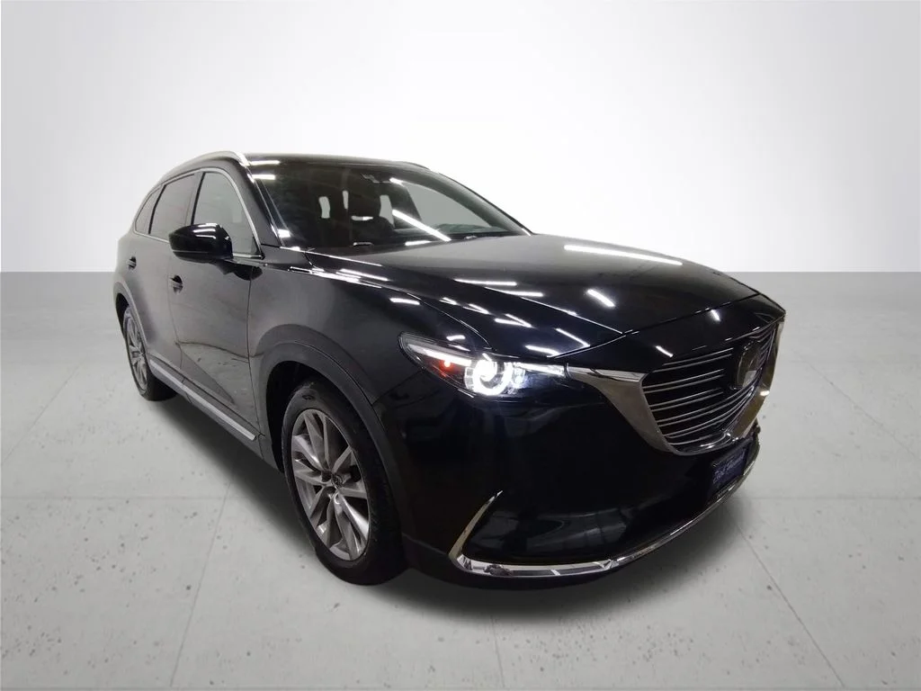 Used 2017 Black Mazda Signature image 3