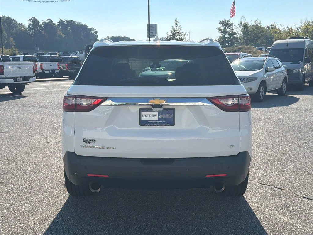 Used 2018 White Chevrolet 3LT image 6