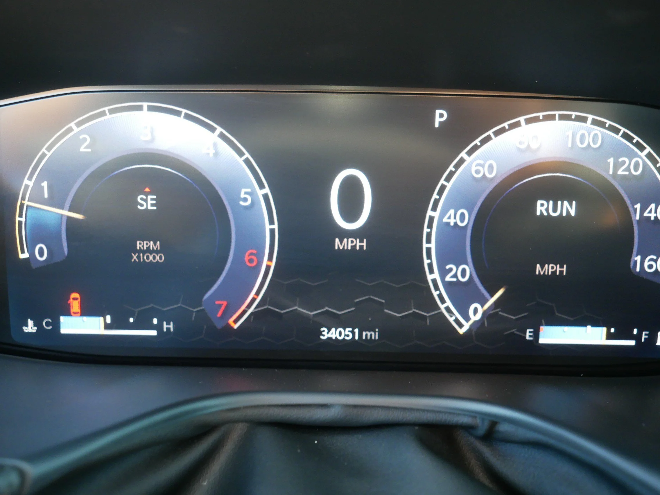Used 2025 Hydro Blue Pearlcoat Jeep Trailhawk image 21