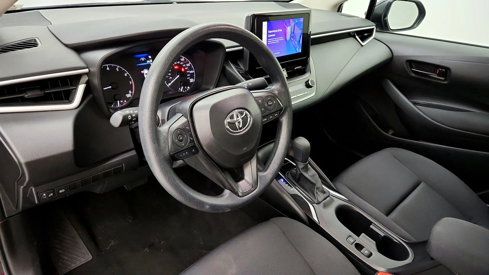 Used 2025  Toyota LE image 25