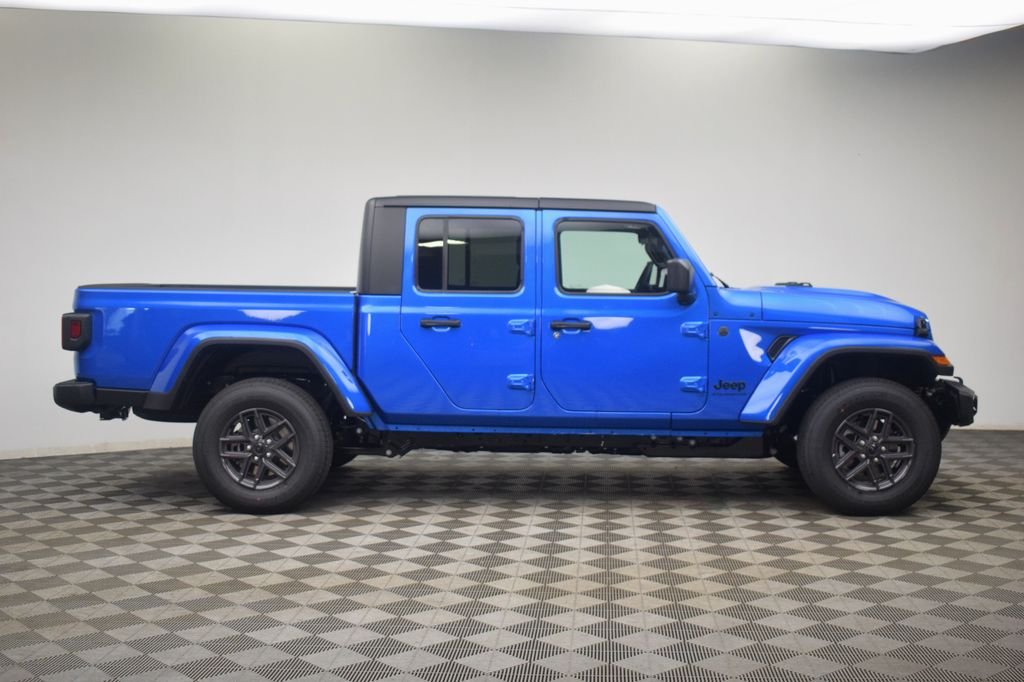 New 2026 Hydro Blue Pearlcoat Jeep Sport S image 3