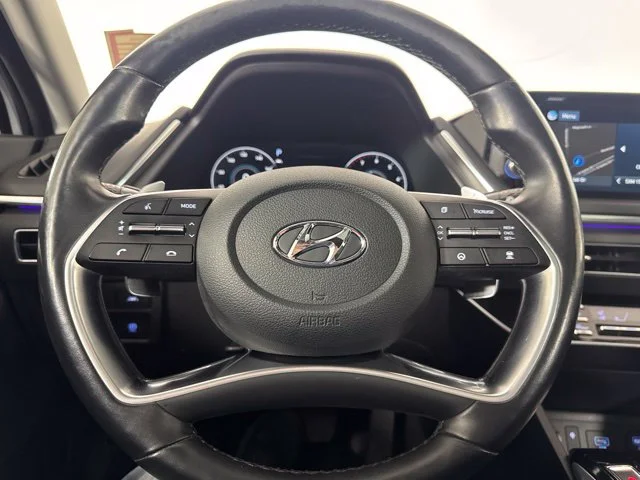 Used 2020 Quartz Hyundai Limited image 19