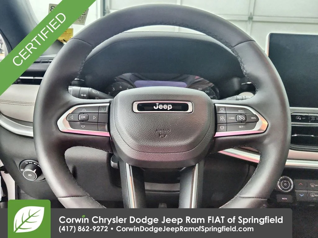 Certified Used 2025 White Jeep Limited image 21