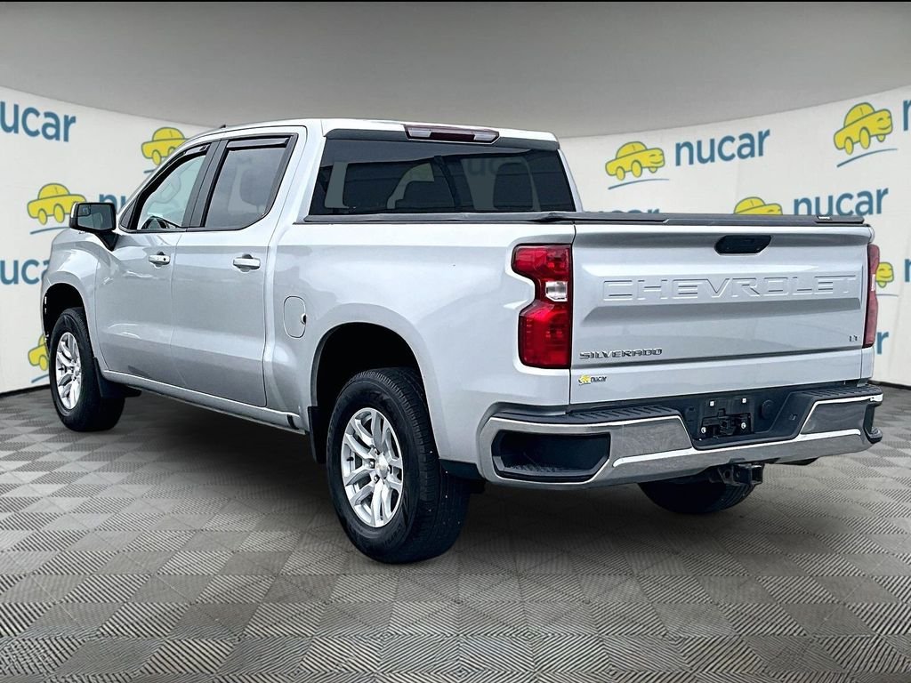 Used 2021 Silver Ice Metallic Chevrolet LT image 4