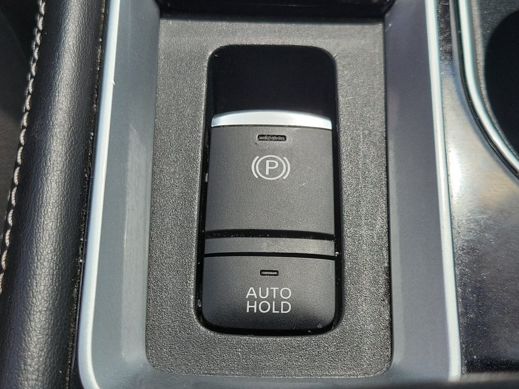 Used 2023 Gray Nissan 2.5 SV image 31