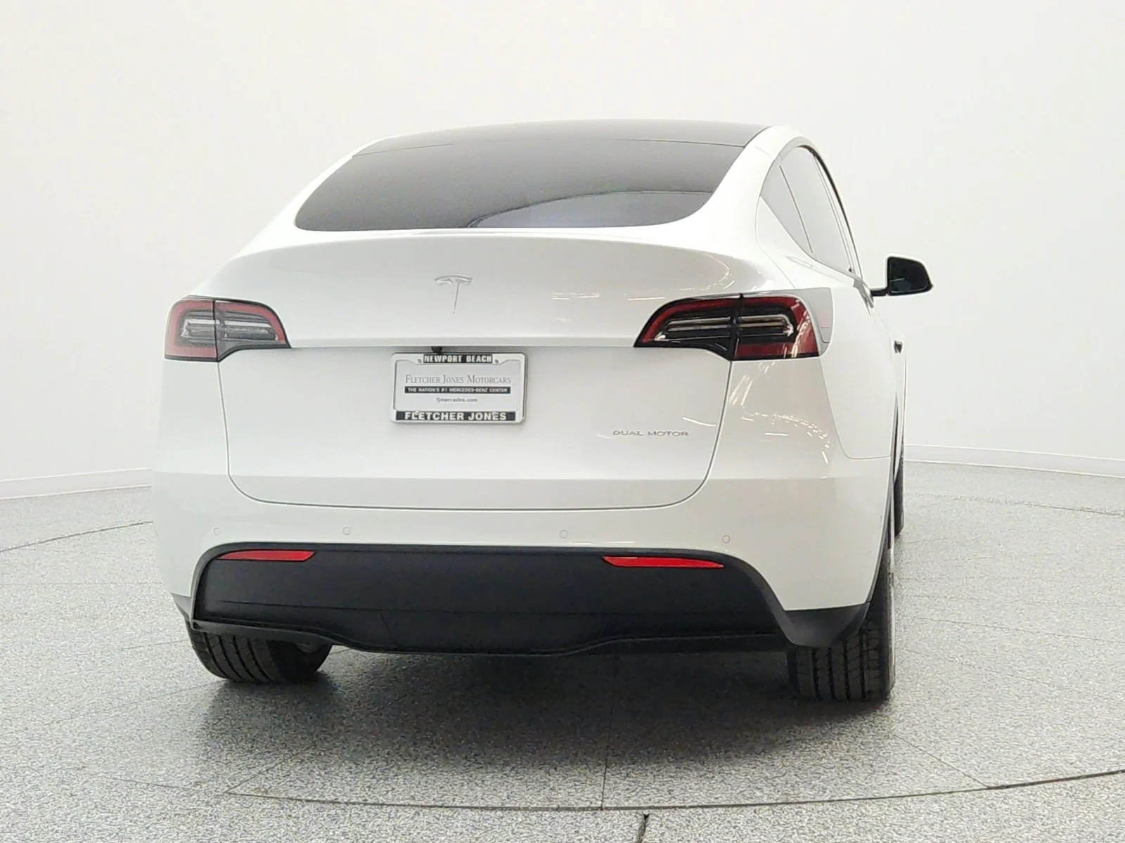 Used 2022 Pearl White Multi-Coat Tesla Long Range AWD image 6