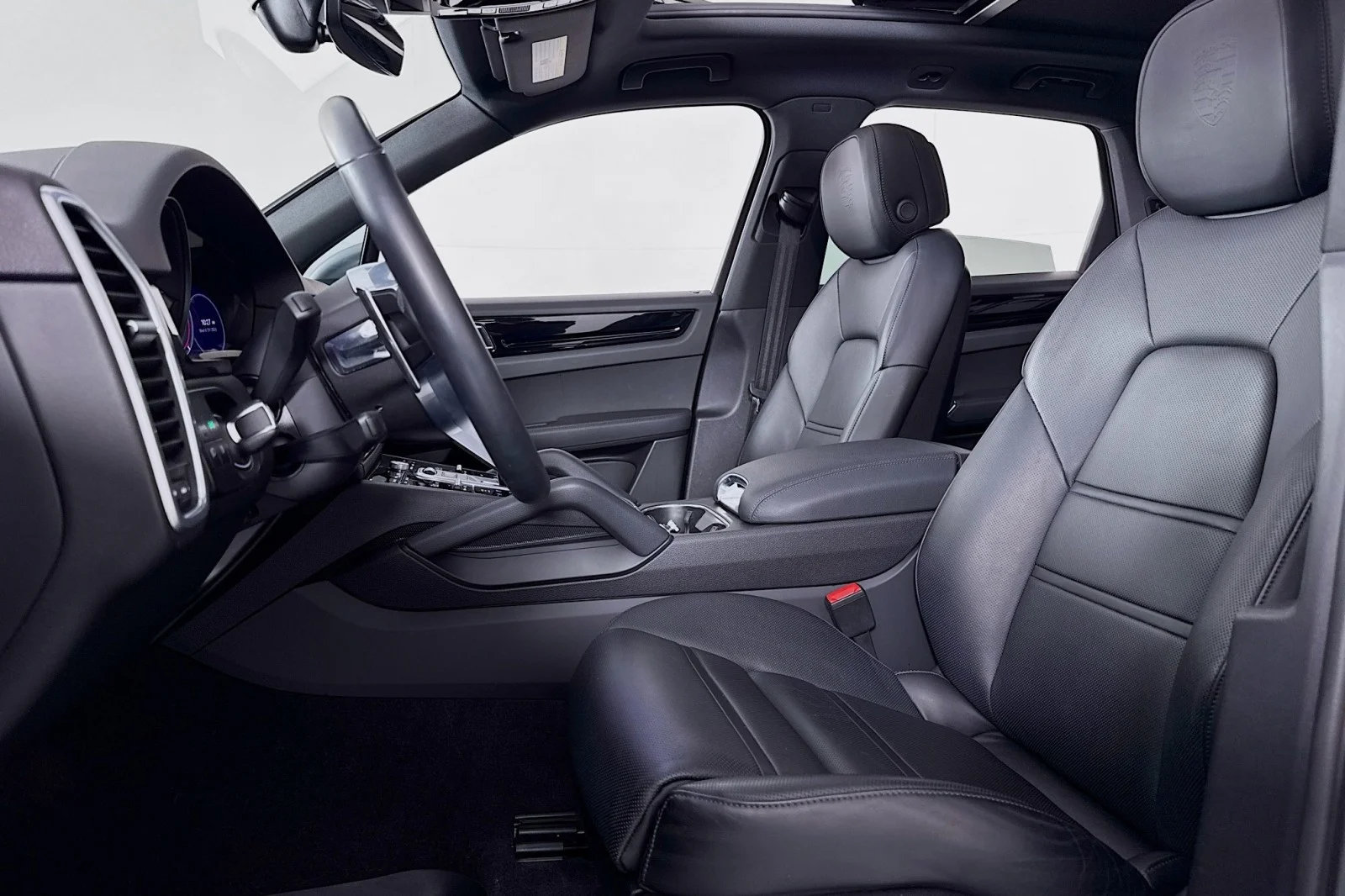 Used 2023 SILVER Porsche Platinum Edition image 16