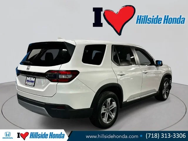 Certified Used 2024 Platinum White Pearl Honda AWD EX-L image 5
