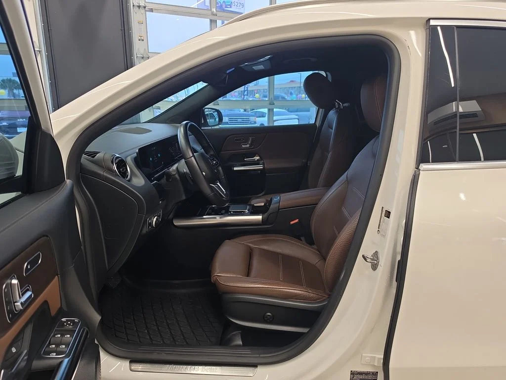 2023 Mercedes-Benz GLA Base - Photo 13