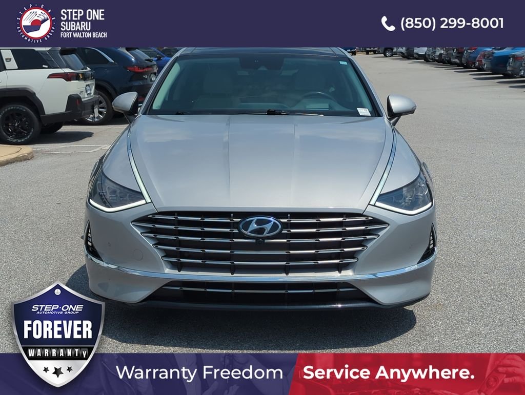 Used 2023 Silver Hyundai Limited image 10