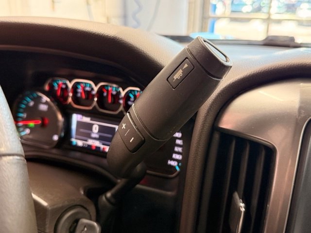Used 2016 SIREN RED TINTCOAT Chevrolet LT image 17