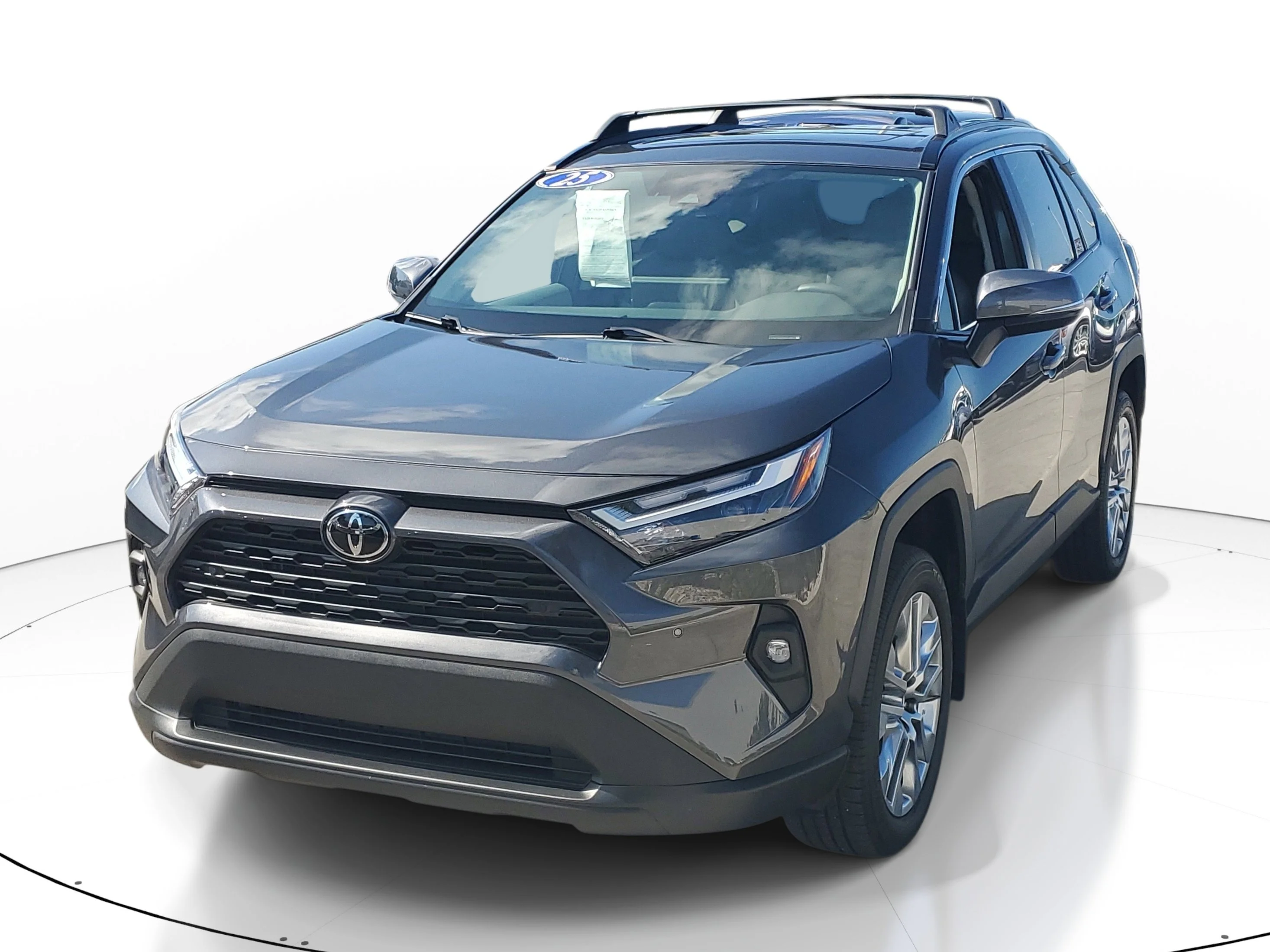Used 2025 Magnetic Gray Metallic Toyota XLE Premium image 2