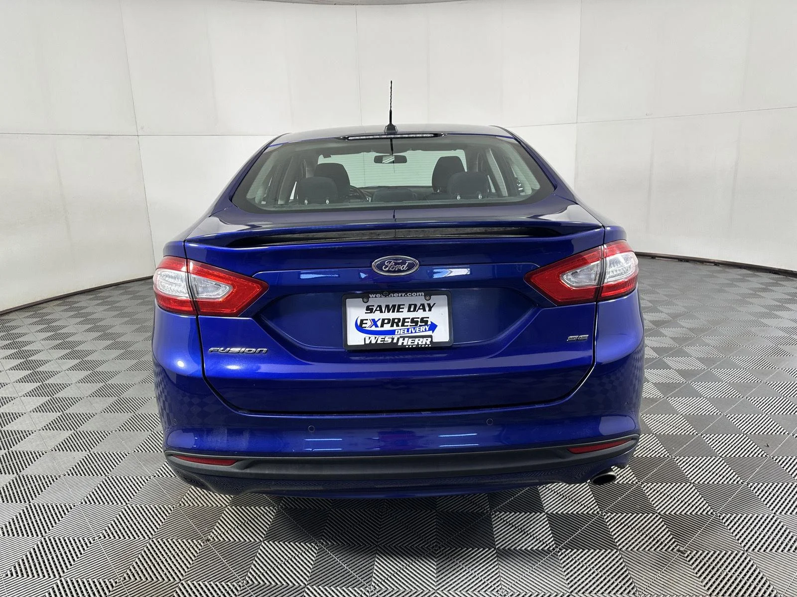 Used 2016 Deep Impact Blue Ford SE image 15