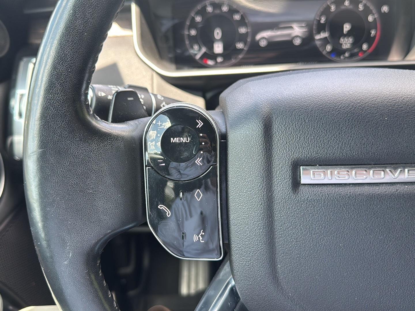 Used 2019 Corris Gray Metallic Land Rover HSE image 16