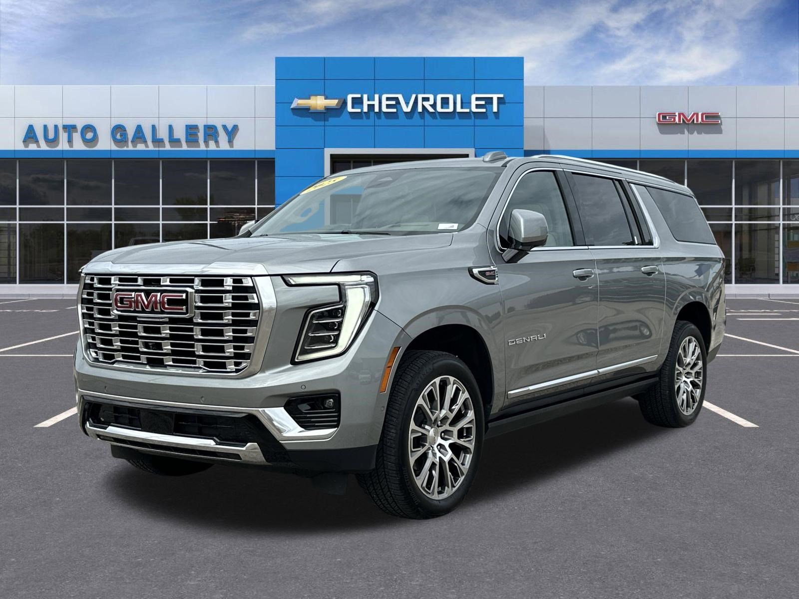 2025 GMC Yukon Denali AWD's photo