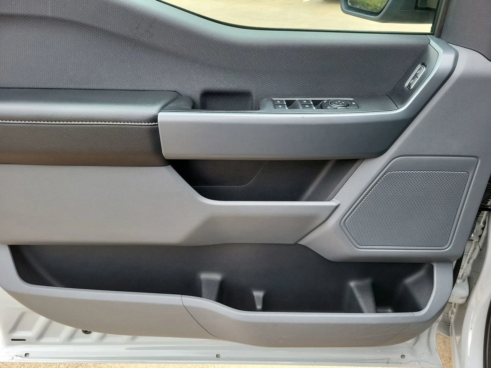 2023 Ford F-150 XL - Photo 22