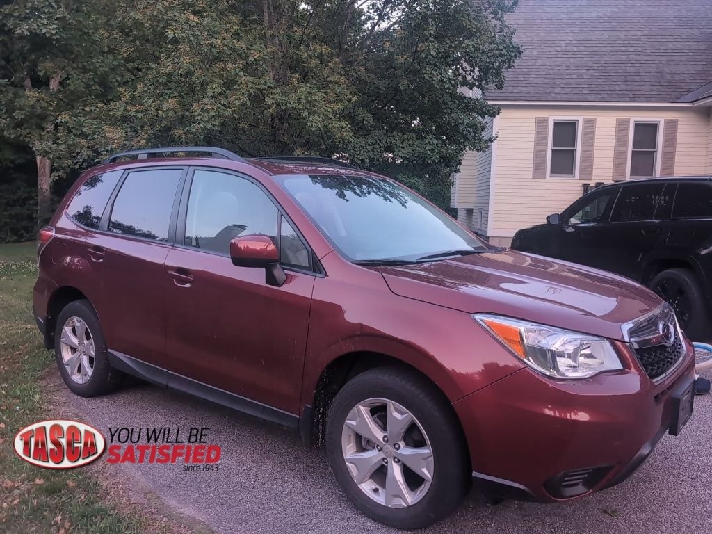 Used 2015 Red Subaru 2.5i Premium image 1
