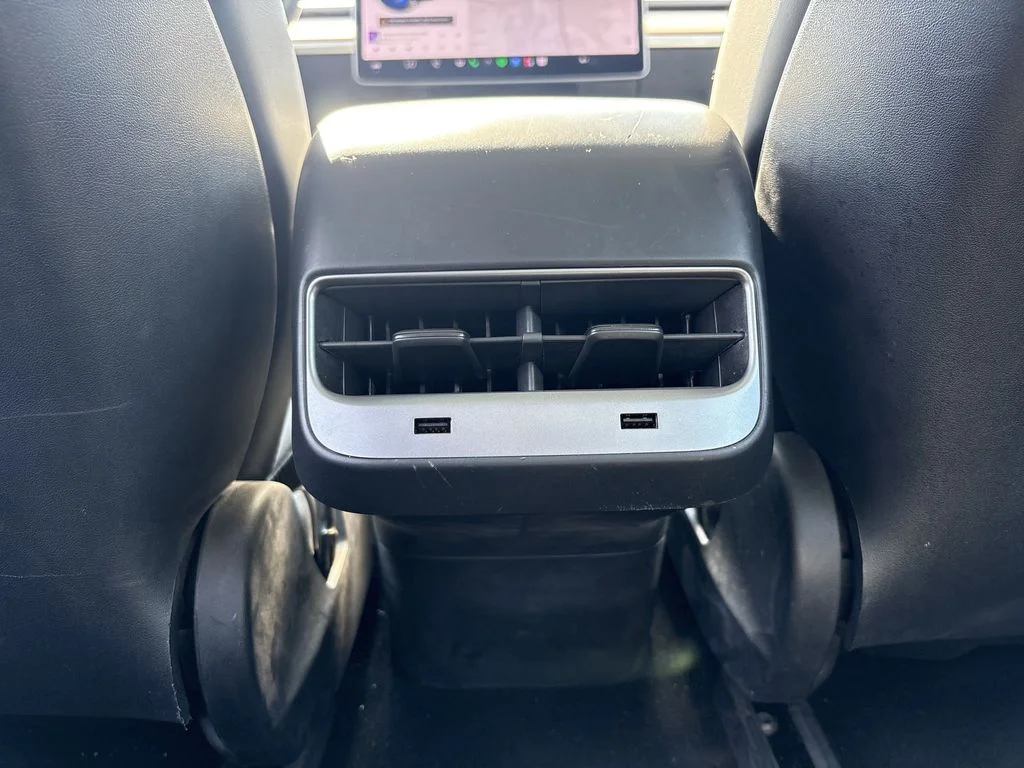 Used 2018 Deep Blue Metallic Tesla Long Range image 23