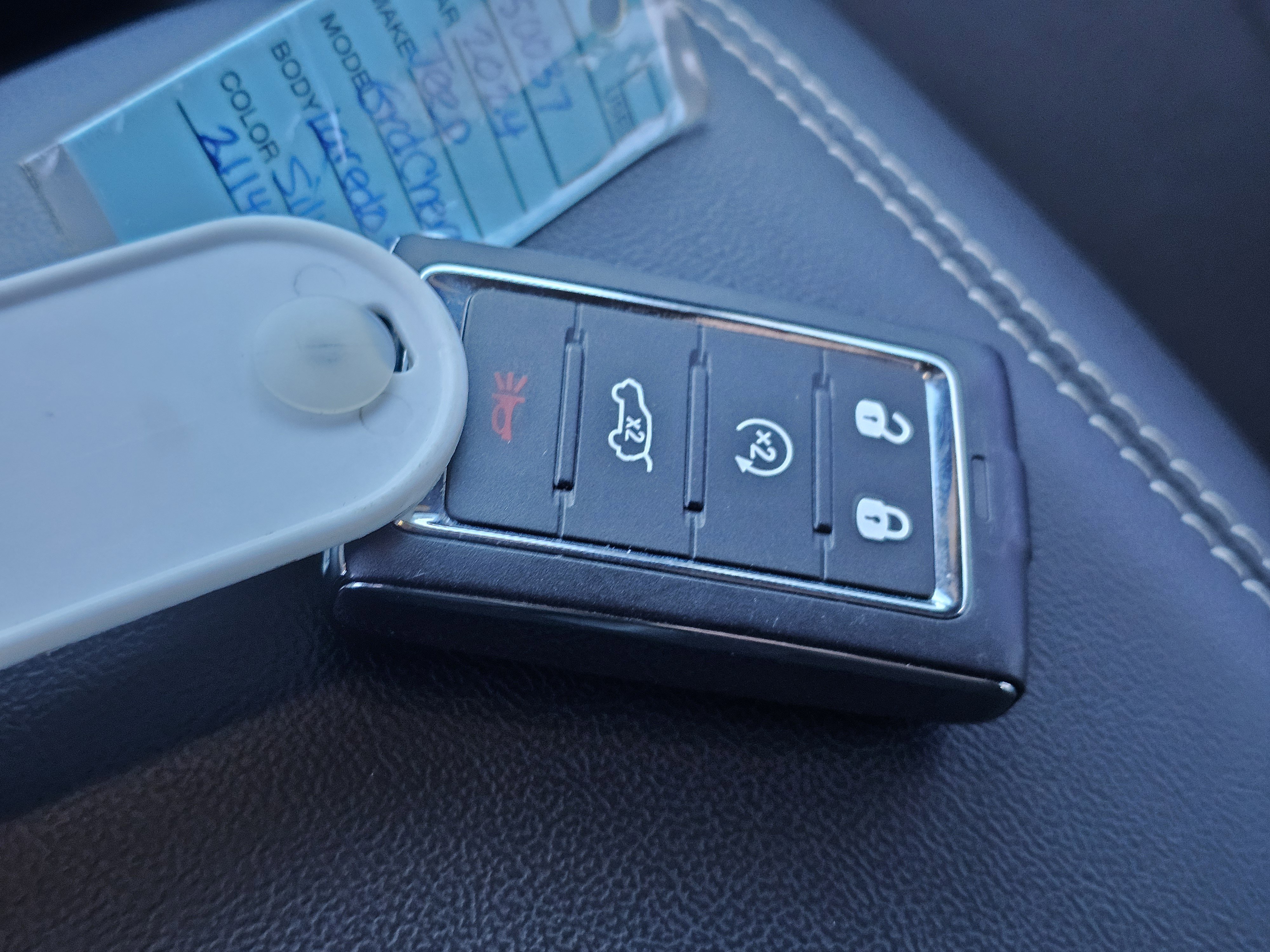 New 2024 Silver Zynith Jeep Laredo X image 31