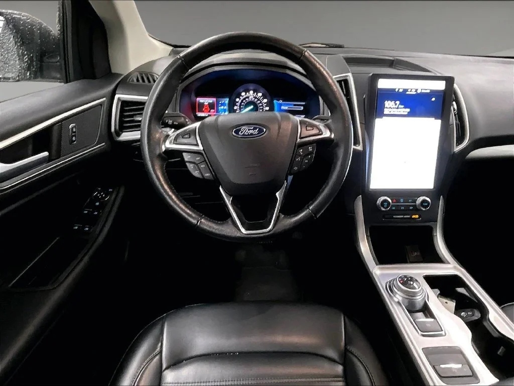 Used 2024 Gray Metallic Ford SEL image 17