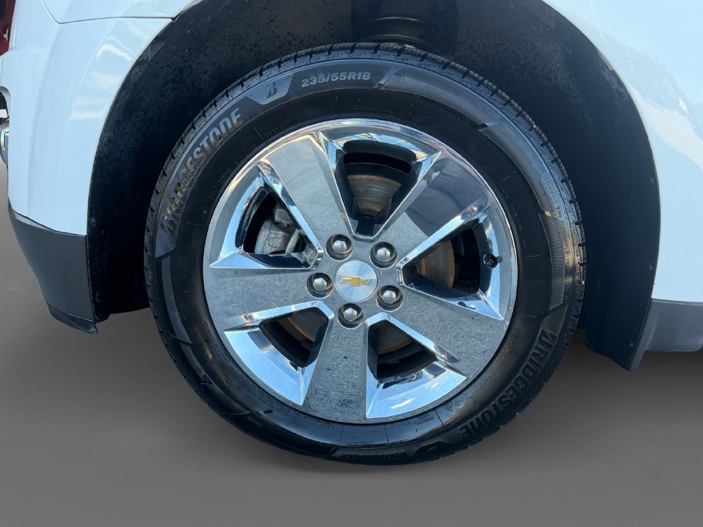 Used 2015 SUMMIT WHITE Chevrolet LT image 16
