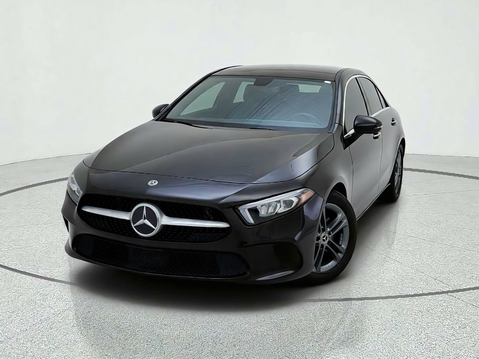Used 2020 Night Black Mercedes-Benz A 220 image 2