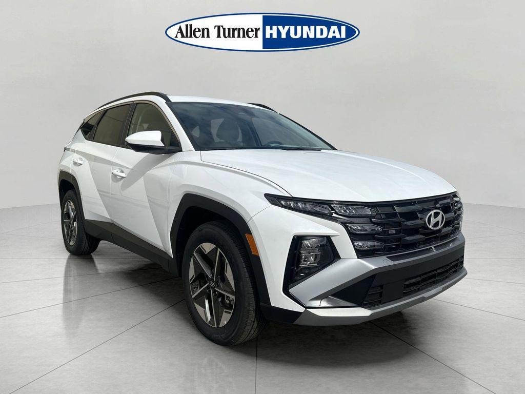 New 2026 Creamy White Pearl Hyundai SEL AWD image 2