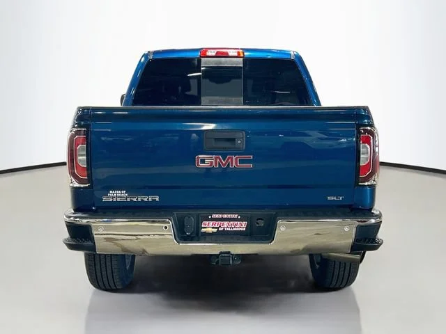 Used 2018 STONE BLUE METALLIC GMC SLT image 7