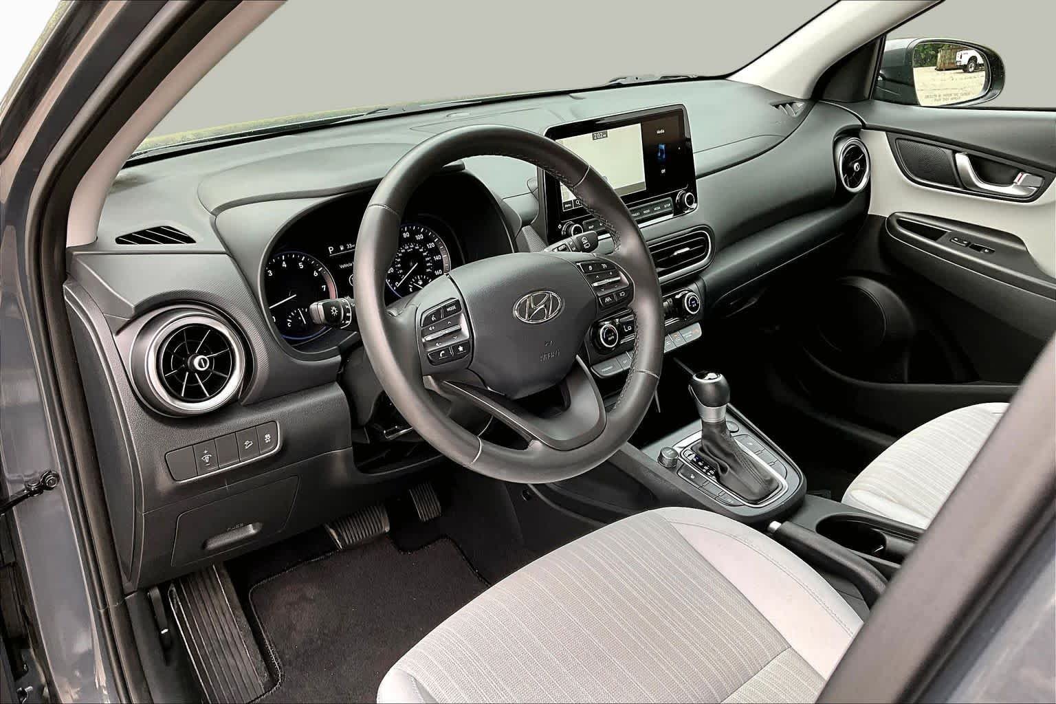 Used 2023 Ecotronic Gray Hyundai SEL image 34