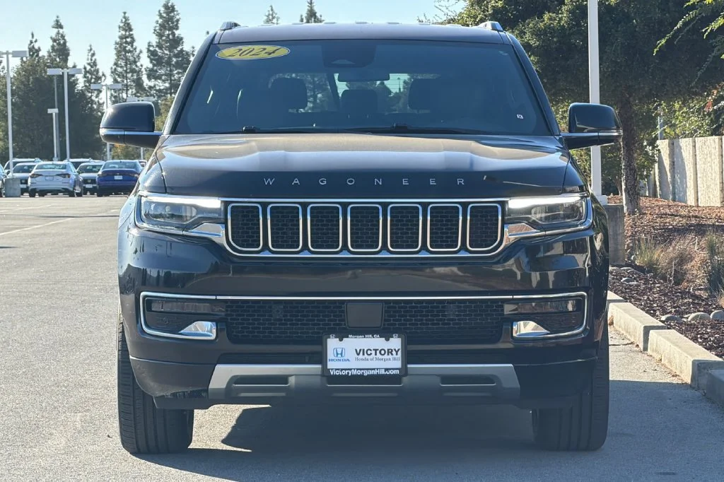 Used 2024 Diamond Black Jeep Series II image 9