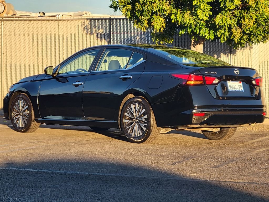 Used 2023 Nissan Altima SV with VIN 1N4BL4DV9PN388412 for sale in Orange, CA