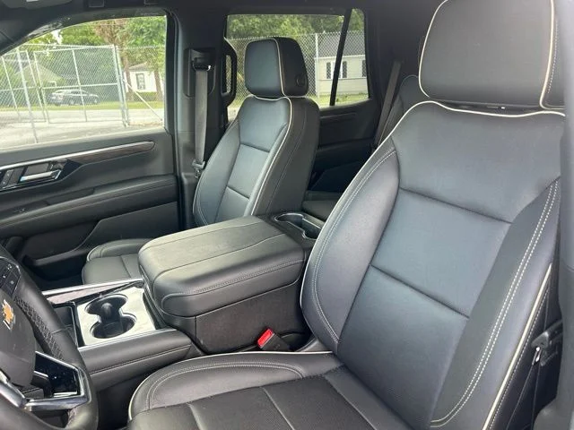 Used 2025 Gray Chevrolet Premier image 8