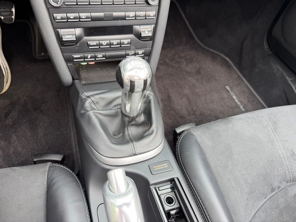 Used 2011  Porsche Carrera GTS image 6