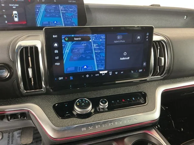 Used 2025 White Ford Tremor image 19