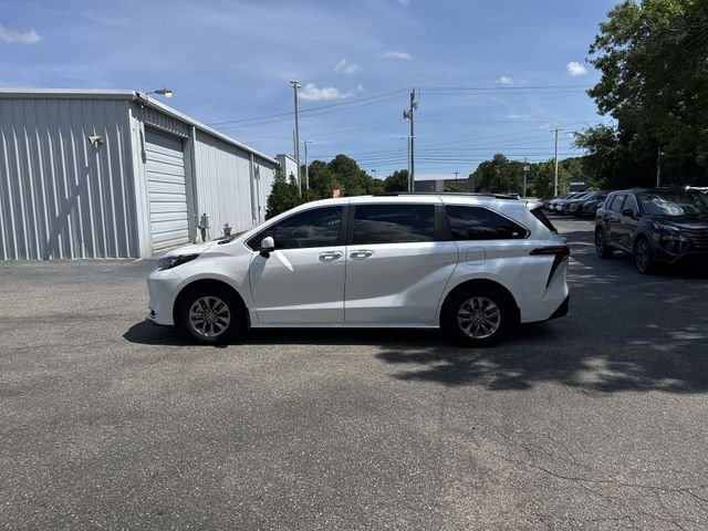 Used 2024 Beige Toyota XLE image 8