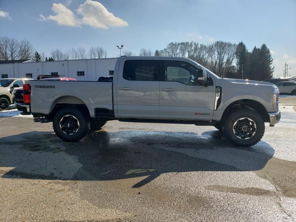 New 2026 Avalanche Ford F-250® Lariat® image 2