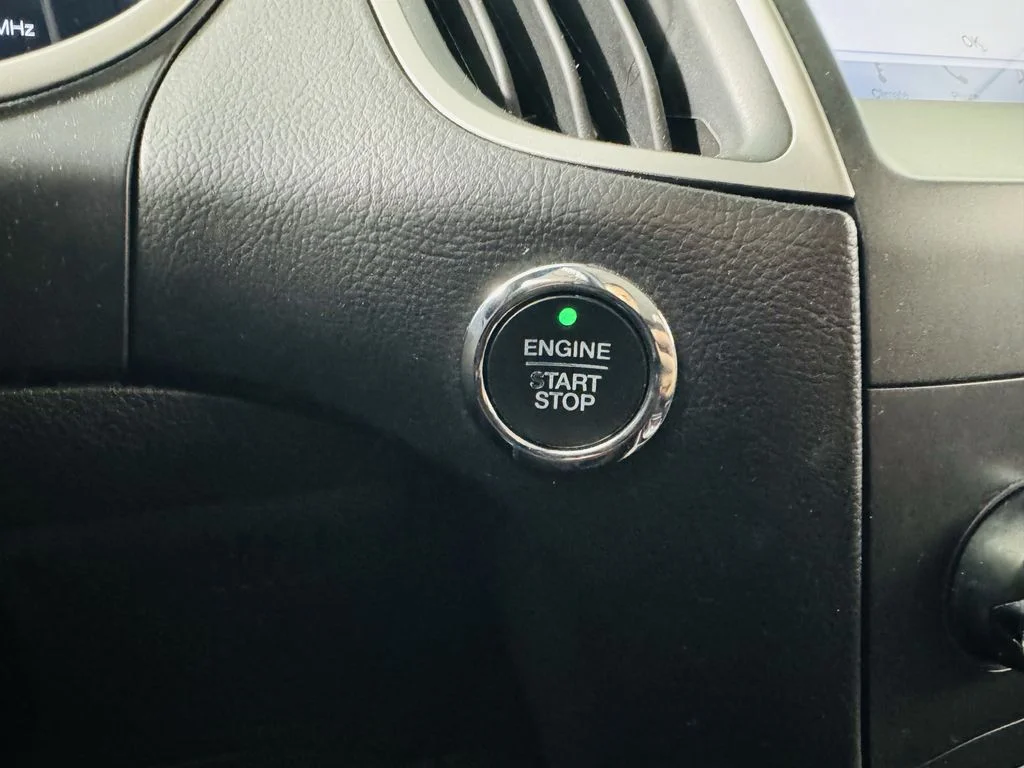 Used 2019 Black Ford SEL image 13