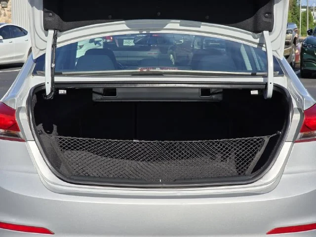 Used 2018 Symphony Silver Hyundai SE image 27