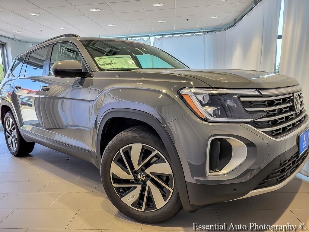 New 2026 Pure Gray Volkswagen 2.0T SE w/Technology image 1