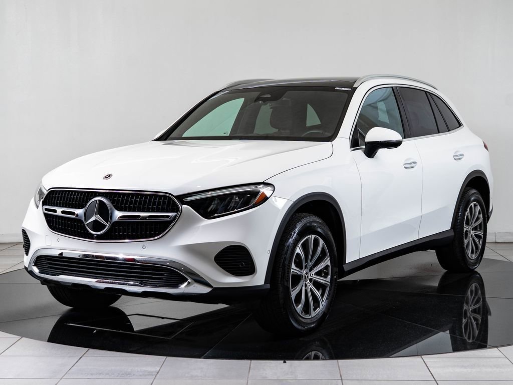 2025 Mercedes-Benz GLC GLC 300 4MATIC's photo
