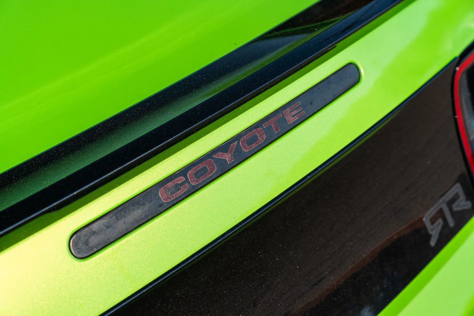 Used 2014 Green Ford GT image 18