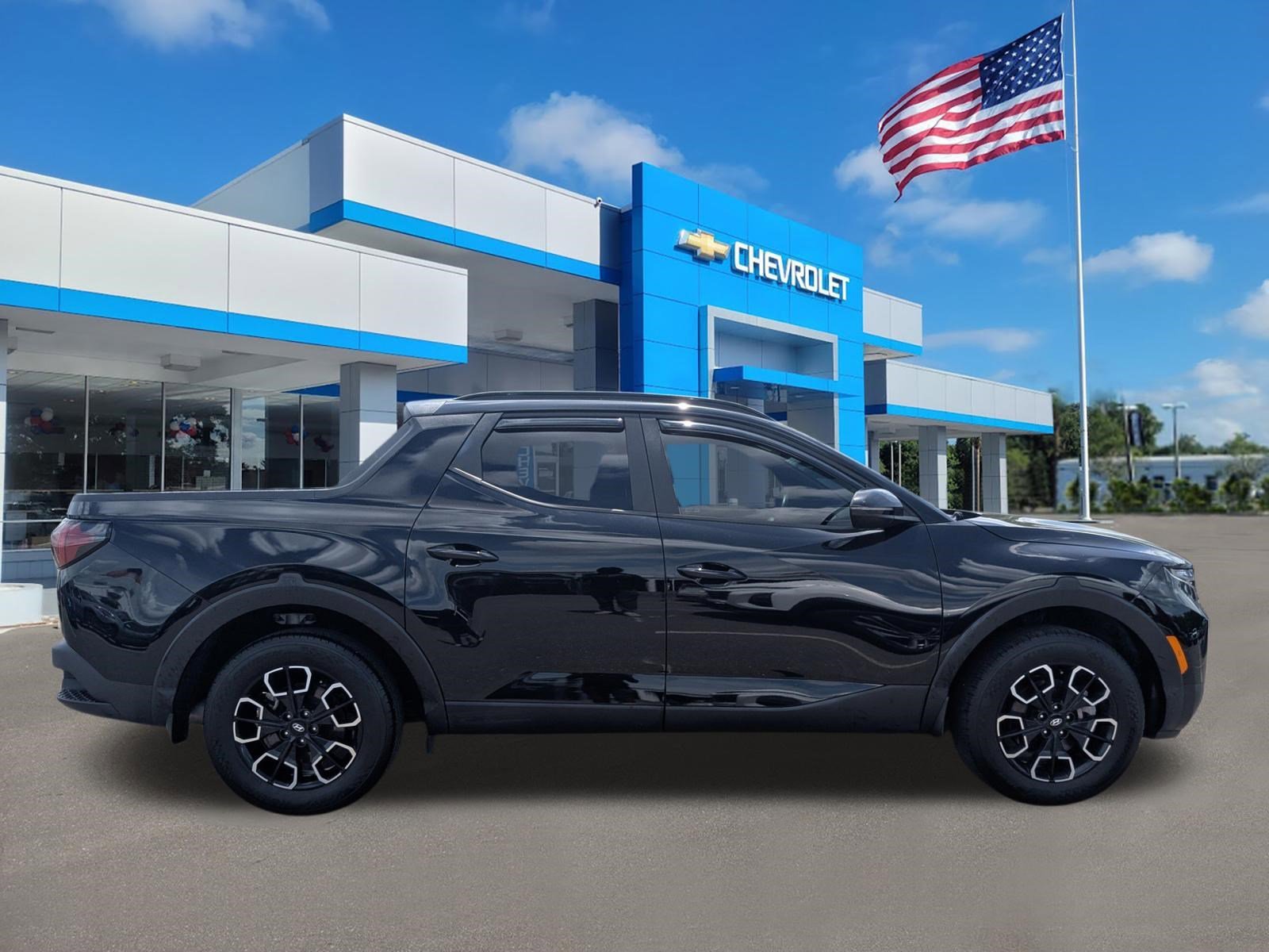 Used 2023  Hyundai SEL Premium image 3