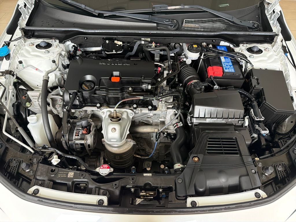 Used 2024  Honda LX image 29