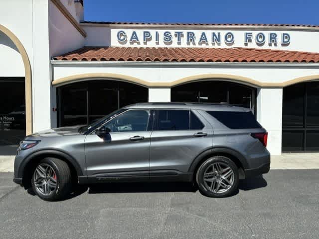 Certified Used 2026 Carbonized Gray Ford ST-Line image 3