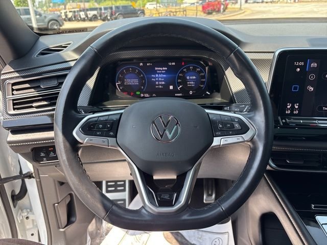 Used 2024 Opal White Pearl Effect Volkswagen 2.0T SEL Premium R-Line image 14