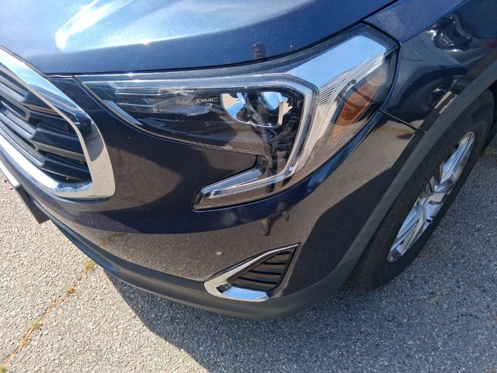 Used 2019 Blue GMC SLE image 19