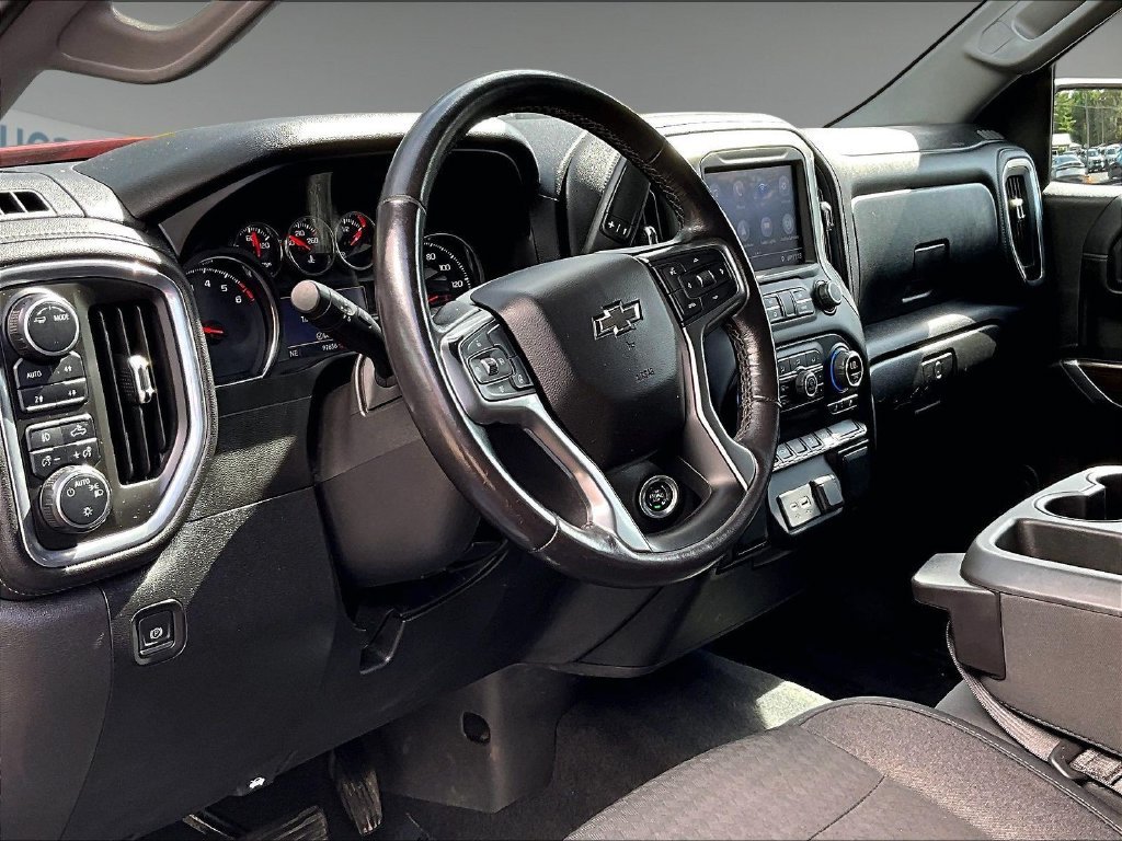 Used 2020 Red Chevrolet RST image 13