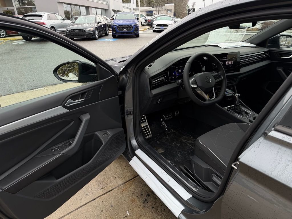 2026 Volkswagen Jetta Sport - Photo 17